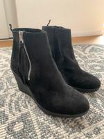Stiefeletten Gr. 37 schwarz Brandenburg - Schraden Vorschau