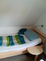 Bett mit Lattenrost und Nachtisch und Regal Nordrhein-Westfalen - Südlohn Vorschau