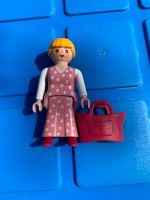 Playmobil - Frau mit Tasche Bayern - Nürnberg (Mittelfr) Vorschau