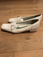 Weiße Damen Leder Schuhe Pumps Gr. 42 TOP Hochzeit Fest Hessen - Nidda Vorschau