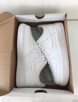 Nike Air Force 1 Weiß 42 Neu Hessen - Hofheim am Taunus Vorschau