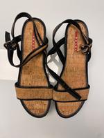 Prada Sandalen mit Keilabsatz aus Kork Gr.40 München - Thalk.Obersendl.-Forsten-Fürstenr.-Solln Vorschau