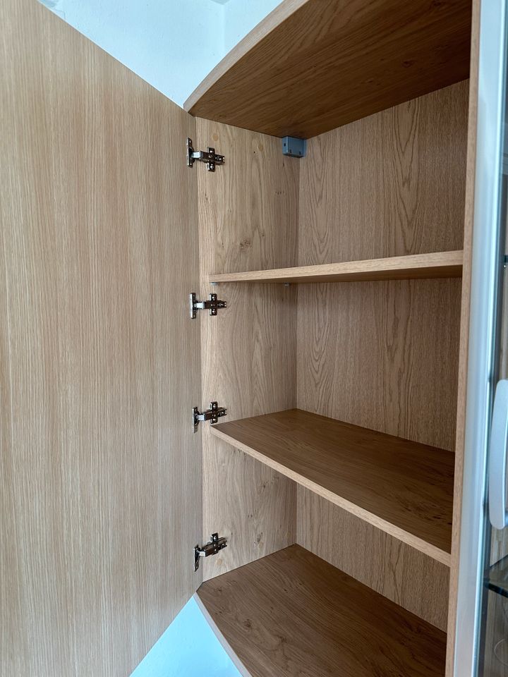 Höffner Schrank für das Wohnzimmer in Berlin