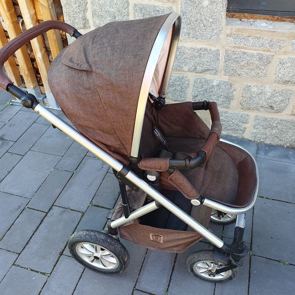 Kinderwagen Buggy Moon Nuova in Stützengrün