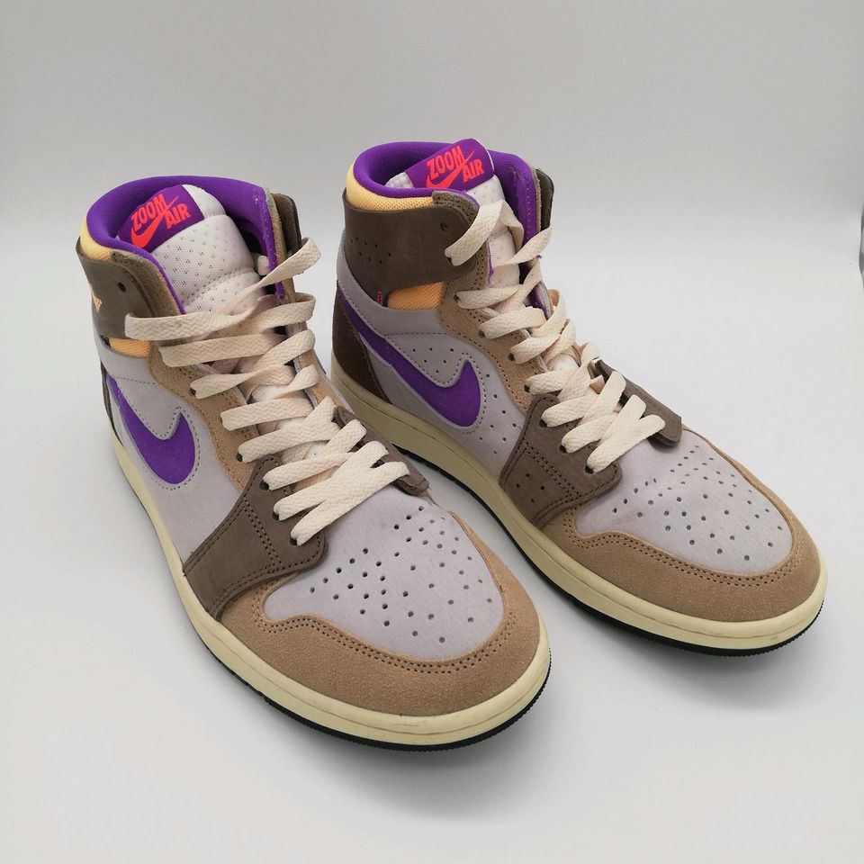 Nike Jordan high comfort beige lila 6 in Fulda