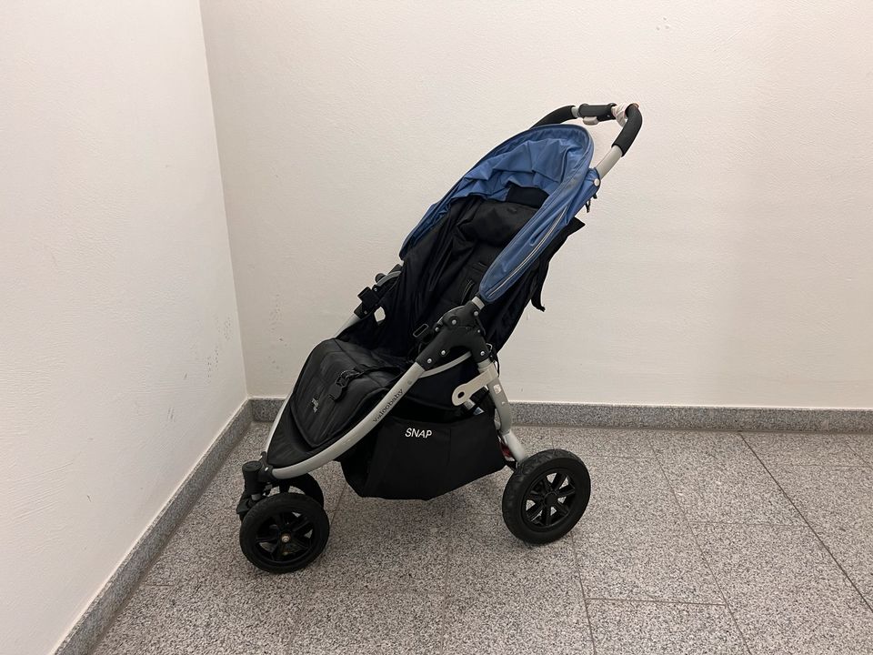 Sportbuggy Kinderwagen Buggy faltbar Luftreifen Valco Baby Snap in Böblingen