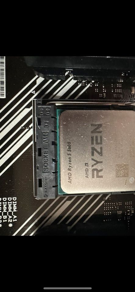 AM4 Kit - Ryzen 5 5600, B-450m, 16GB at 3600mhz in Tiefenbach