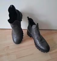Tamaris Stiefeletten Chelseaboots Gr. 41  Schlamm Grau Anthrazit Niedersachsen - Seevetal Vorschau