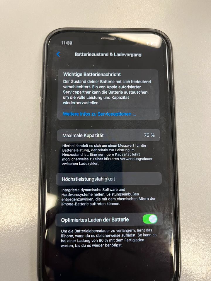 iPhone 11 128GB Midnight Black OVP + Hülle in Engelskirchen