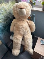 Süßer Teddy riesig 110cm Niedersachsen - Hameln Vorschau