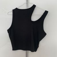 Croptop crop Top schwarz Cut-Out asymmetrisch Baden-Württemberg - Hohentengen am Hochrhein Vorschau