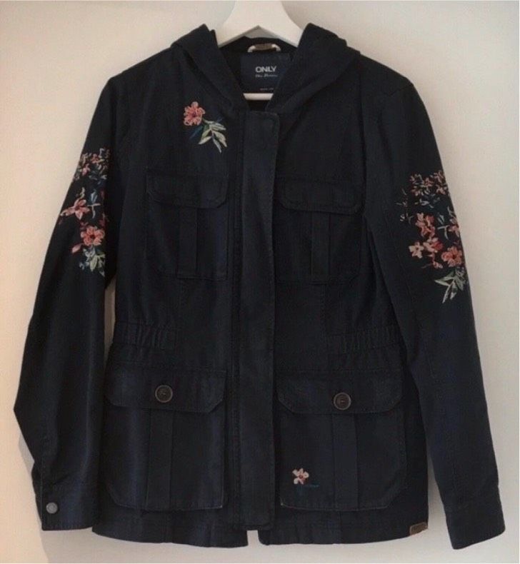 Only Jacke dunkelblau Stickerei Blumen vintage floral M 38 in  Rheinland-Pfalz - Speyer | eBay Kleinanzeigen ist jetzt Kleinanzeigen