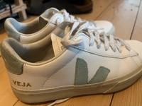 Veja Sneaker Mint hellblau Grün Größe 37 fast neu Berlin - Schöneberg Vorschau
