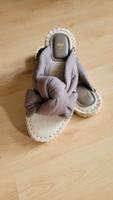 Sandalen mit Schleife H&M Gr. 39 Espadrilles, Sandalen, Mules Kr. München - Ismaning Vorschau