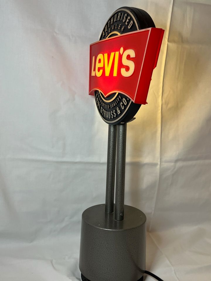 Levis Original Lampe Deko mit Drehfunktion in Sanitz