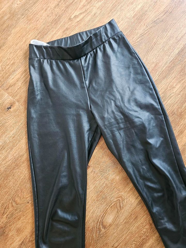 Gefütterte High Waist Lederleggings Kunstleder Leggings Lederhose in Duisburg