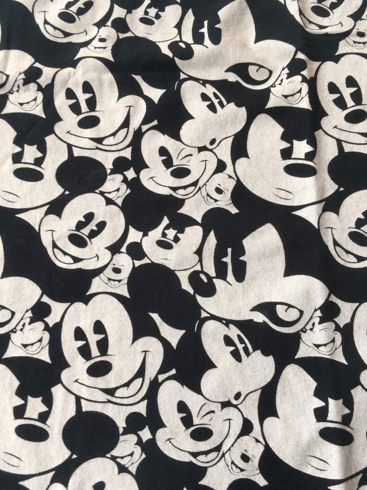 Disneyland Paris T-Shirt Micky Maus Collection Größe M/L Damen in Ruppichteroth