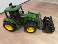 Bruder Traktor John Deere mit Frontlader Nordrhein-Westfalen - Kerpen Vorschau