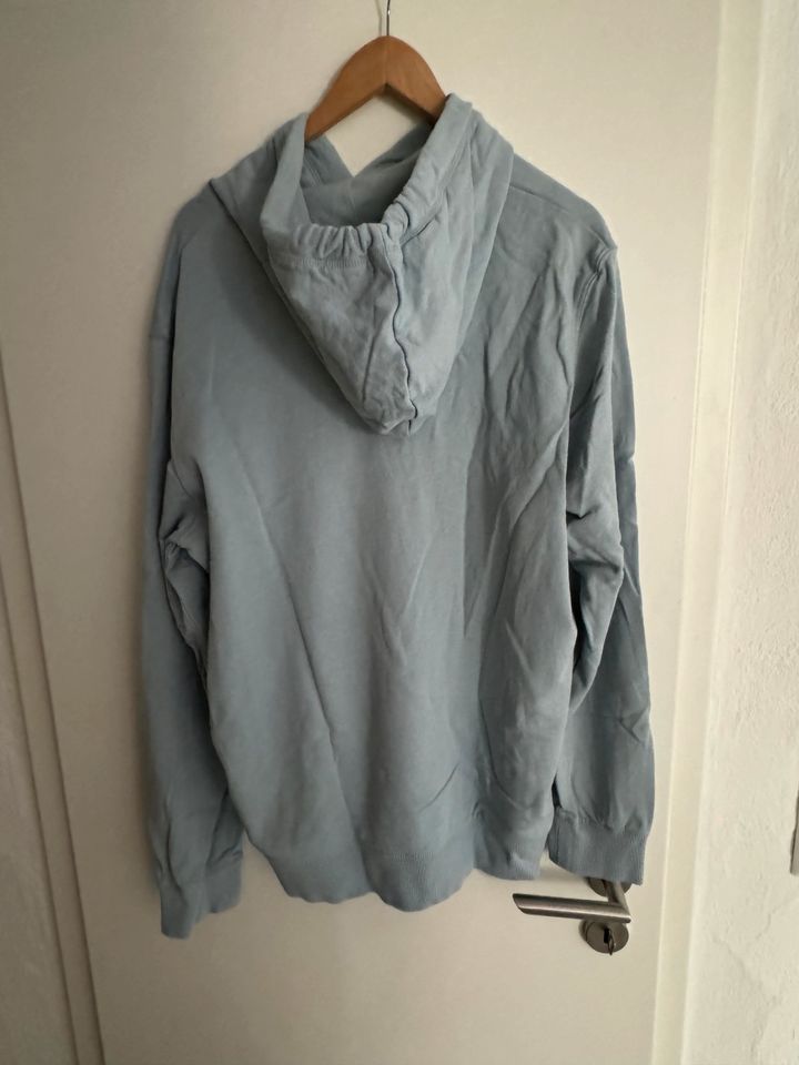 3x Hoodie Neu mit Etikett Gr.XL ab 25€ VB Bitte Lesen in Reiskirchen