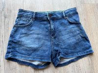 Shorts, Hot Pants, kurze Jeans, Gr.182, wie neu Niedersachsen - Buxtehude Vorschau