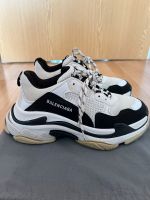 Balenciaga Triple S schwarz weiß EU41 München - Milbertshofen - Am Hart Vorschau