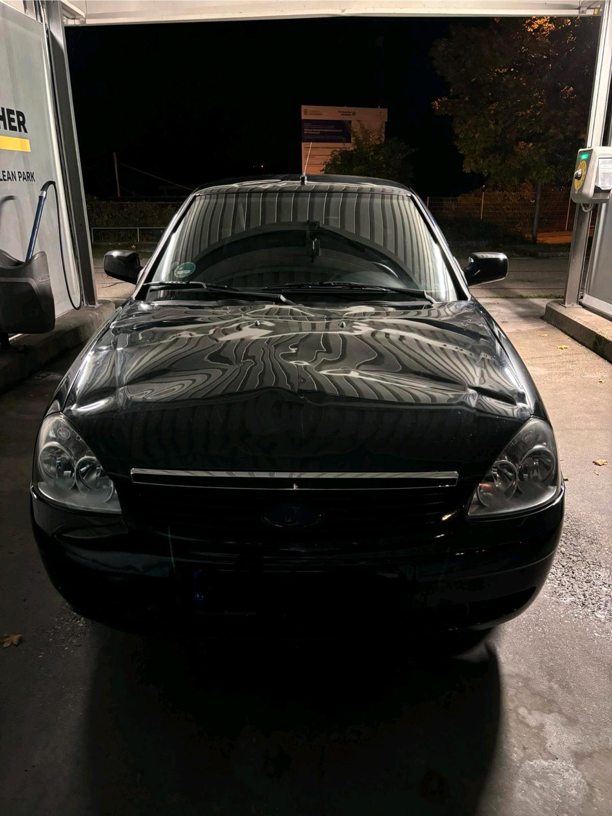 Abbildung des Autos Lada 2172 Priora