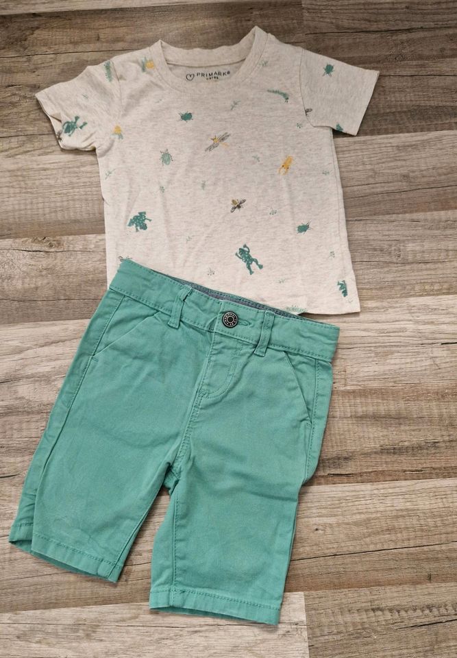 Jungen Sommer Set T-Shirt Jeans Shorts Gr.86 Super Zustand in Schiffdorf