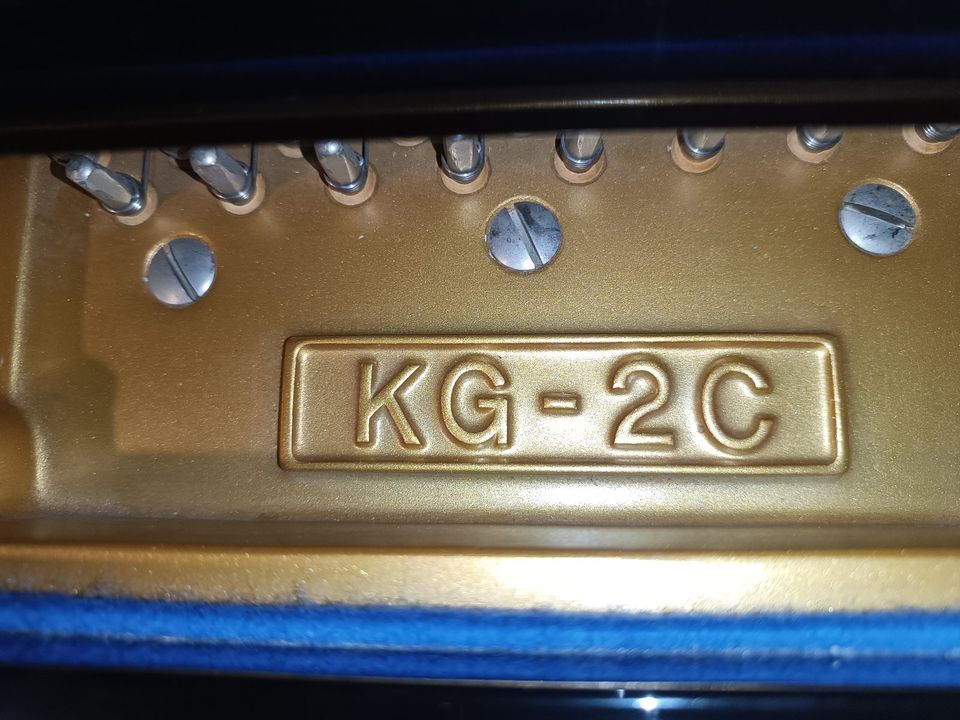 K. Kawai Flügel KG-2C schwarz poliert in Gütersloh