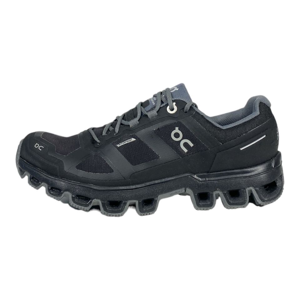 On Cloudventure Damen Low Sneaker/Laufschuhe schwarz Gr. 37,5 in Barsbüttel