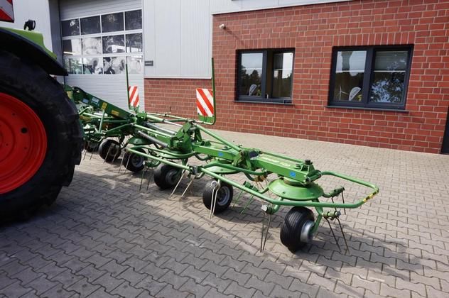 Krone Kreiselheuer KW 792/8 in Barßel