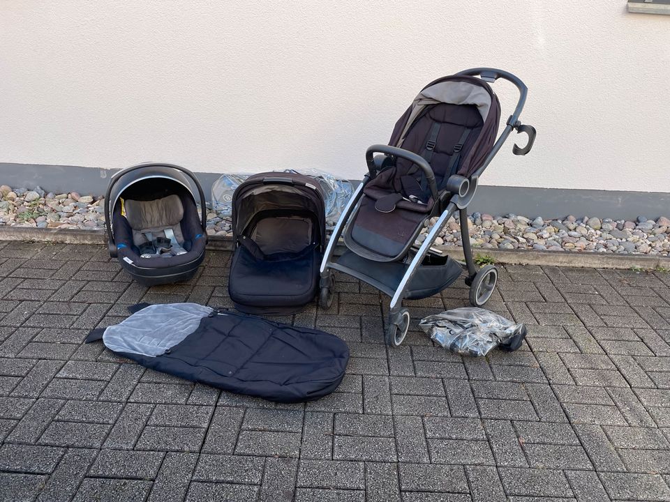 gut erhaltener und stylischer 3in1 Kinderwagen NP: 1.270 € in Leipzig