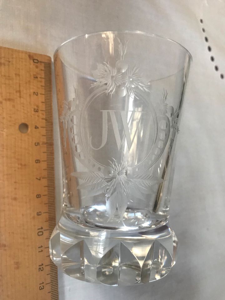 Antikes Glas, Gravur/ geschliffen, Andenkenglas, Monogramm JW in Dresden