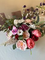 Künstliche Blumenstrauß mit Vase Niedersachsen - Friesoythe Vorschau