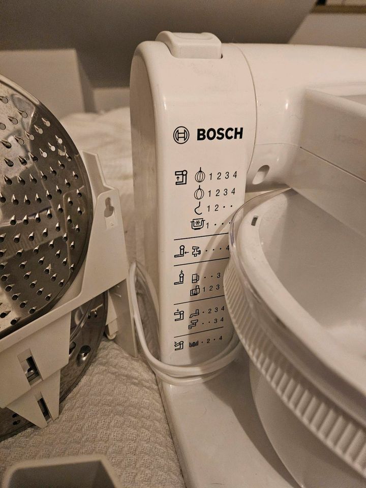 Bosch Küchenmaschine MUM 4405 in Oberammergau