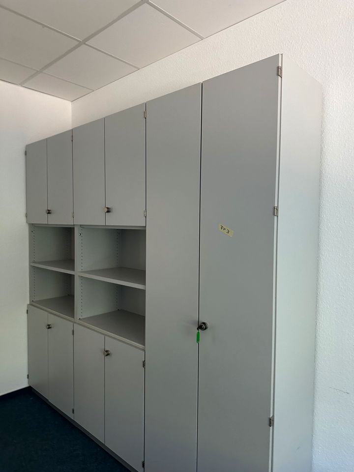 100 x Bürostuhl Aktenschrank Schreibtisch Rollcontainer in Hamburg