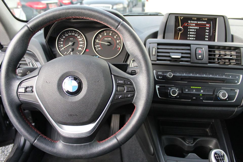 BMW 116 116i Sport Line LED Klima Stzhg in Pulheim