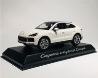 Porsche Cayenne e-hybrid Coupé Carraraweißmetallic 1:43 OVP Hessen - Dietzenbach Vorschau