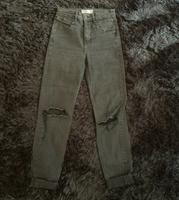 Ripped Jeans Nordrhein-Westfalen - Lügde Vorschau