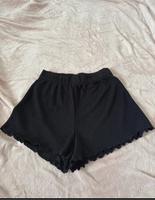 Schwarze Shorts Bayern - Deggendorf Vorschau