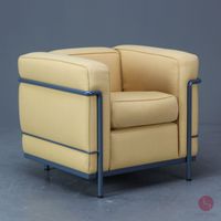 Cassina LC2 Le Corbusier Design Sessel Ein-Sitzer Gelb Stoffbezug Bayern - Würzburg Vorschau