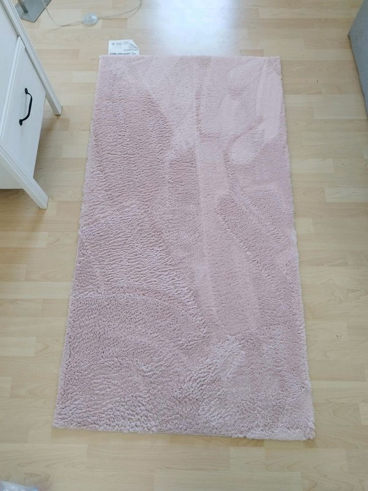Teppich rosa 80x150cm fast neu in Escheburg