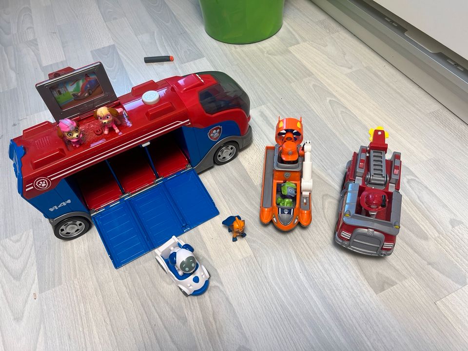 Paw Patrol Set Bus Boot Feuerwehr in Graben-Neudorf