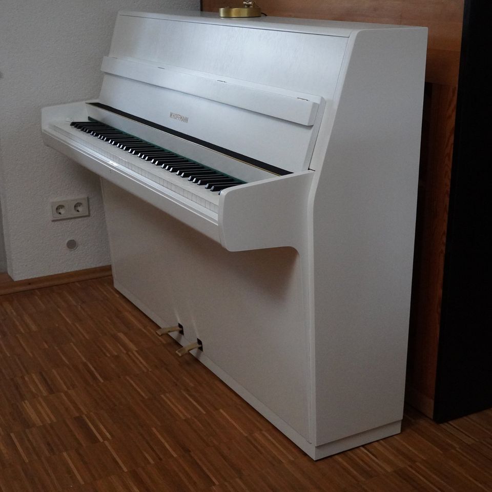 Klavier W. Hoffmann weiß Renner Piano mit Garantie in Eschach (bei Schwäbisch Gmünd)