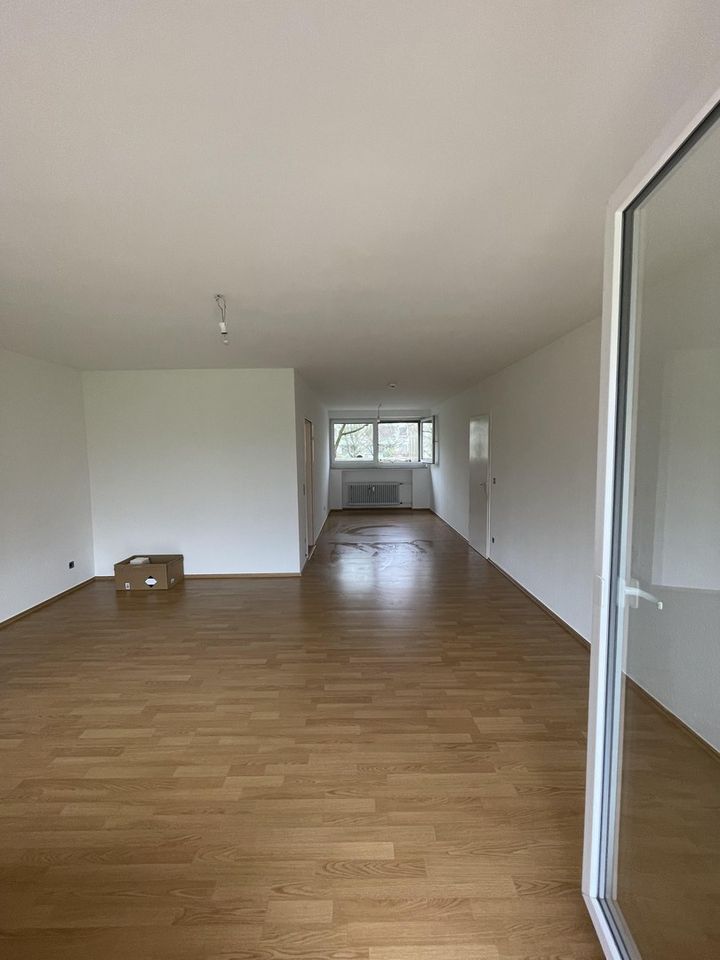 Wohnung im EG 4,5 Zimmer mit 100 qm Garten in Hannover