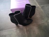 Neu!!!  Stiefeletten mit Perlen Gr.39!!! Bayern - Schwabach Vorschau