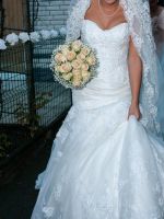 Wunderschönes Brautkleid aus 3D Spitze Nordrhein-Westfalen - Harsewinkel Vorschau