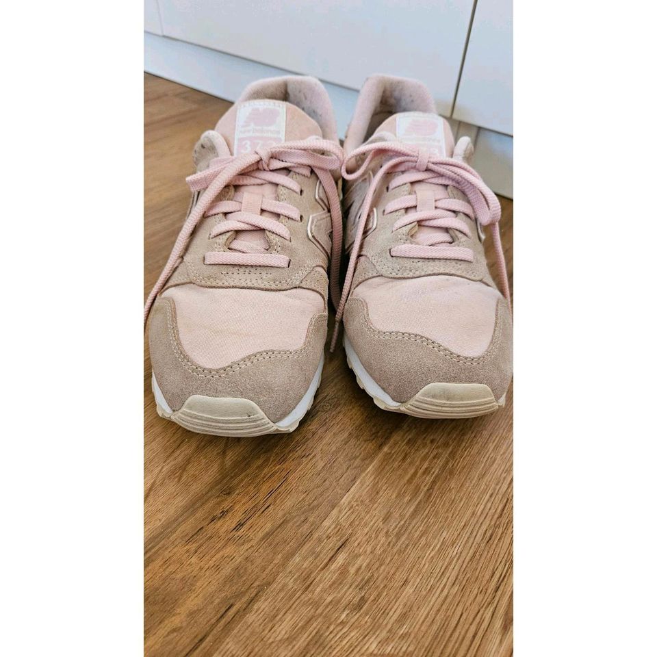 New Balance Sneaker Gr. 42.5 rosa, weiß, wildleder in Hamburg