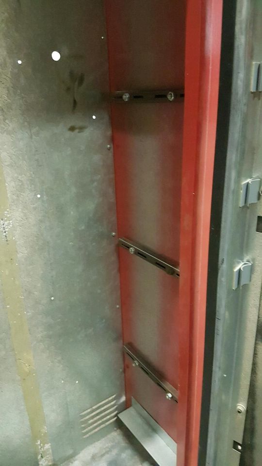 Coca Cola Automat, Blechschrank, Schuhschrank in Braunschweig