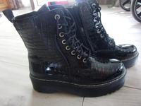 Damen  Stiefelette mit Platoesohle neu  Gr.39 Bayern - Hemhofen Vorschau