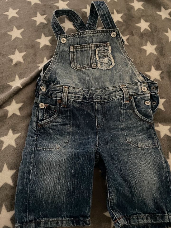 Tommy Hilfiger Jeans Latzhose in Nordrhein-Westfalen - Kürten |  Babykleidung Größe 92 kaufen | eBay Kleinanzeigen ist jetzt Kleinanzeigen